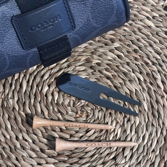 NWT ⛳️ Coach Golf Pouch Set - Picture 13 of 16